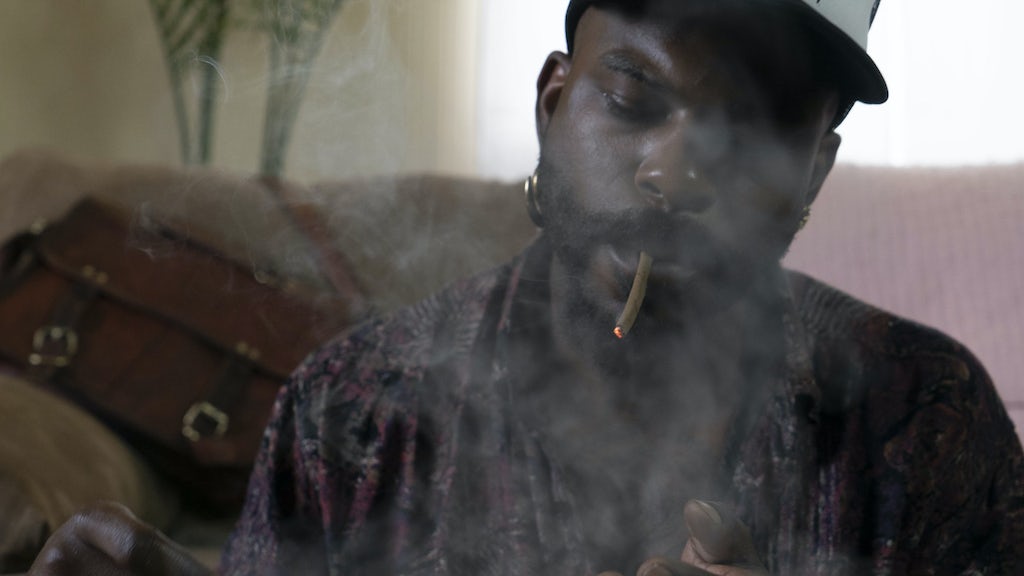 Smoking a blunt